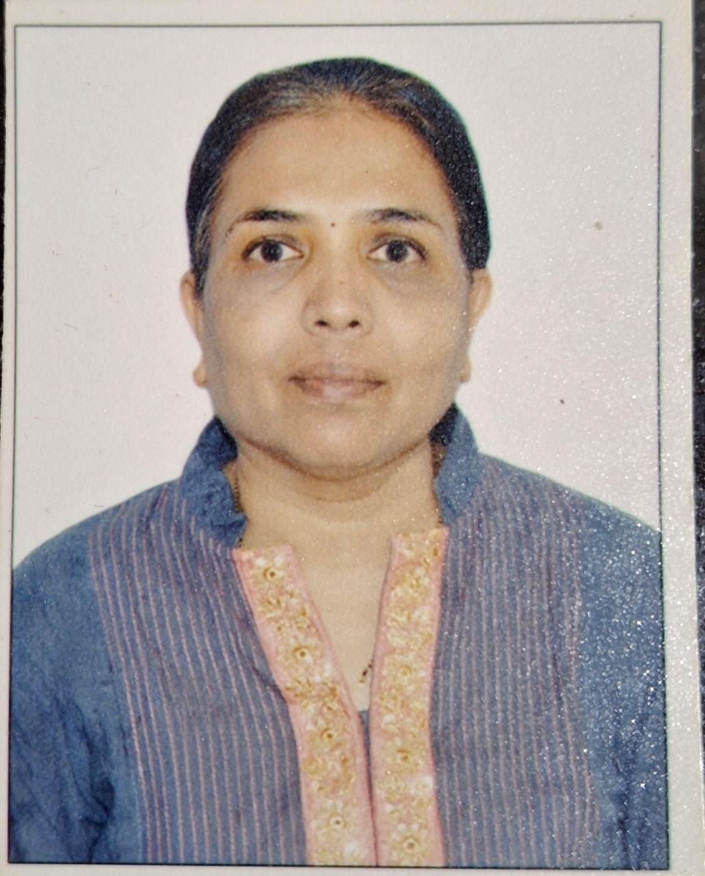 Dr.Asha Bagre